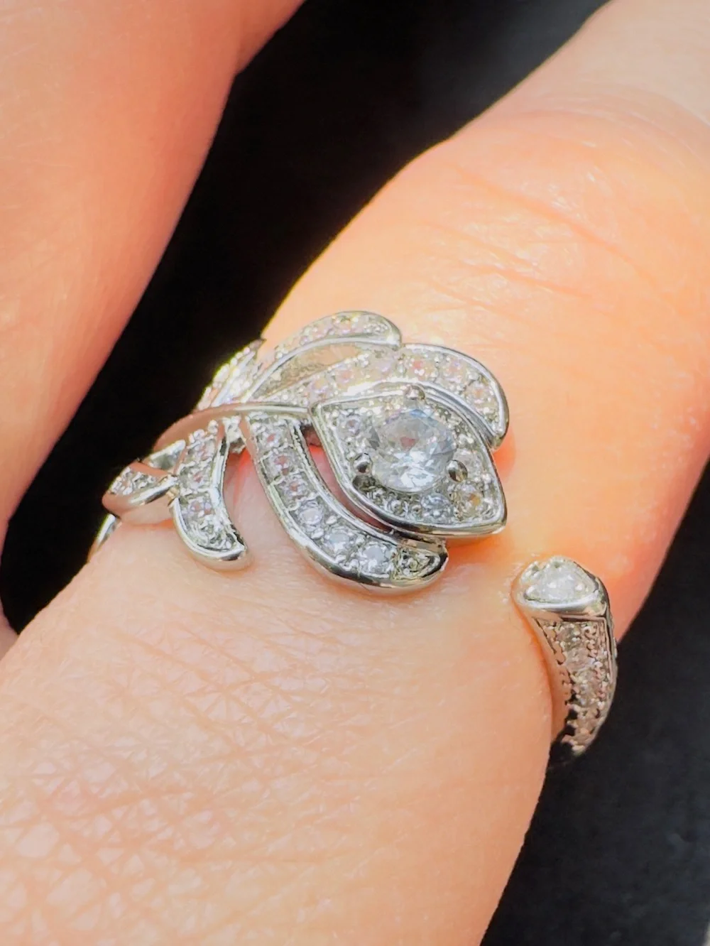 Silver Leaf Crystal Cocktail Ring - Sparkling White Stones